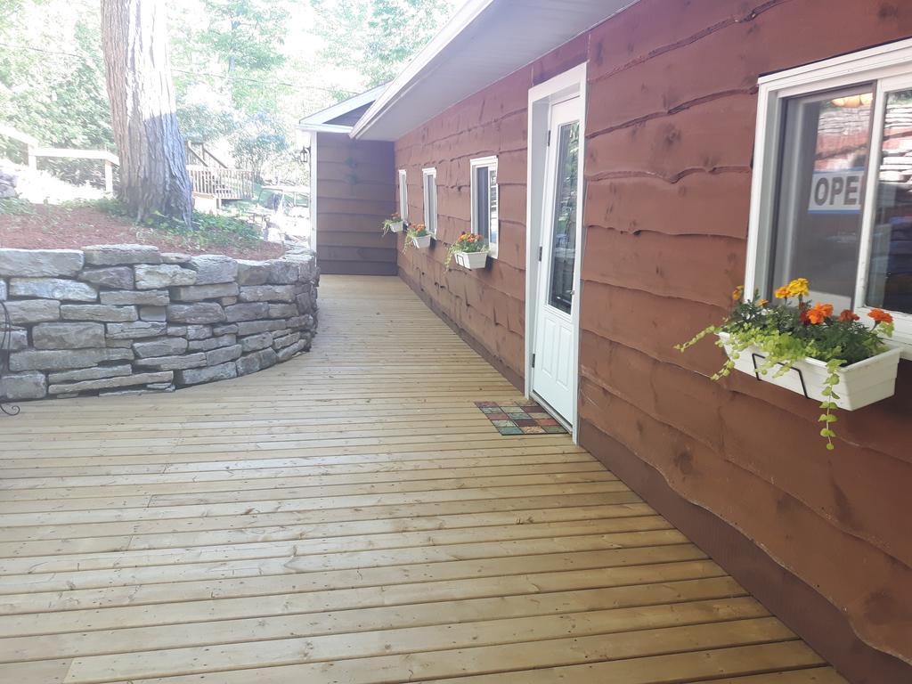 Red Lodge Resort Little Current Exterior foto