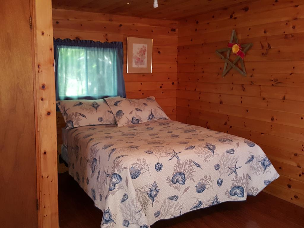 Red Lodge Resort Little Current Habitación foto